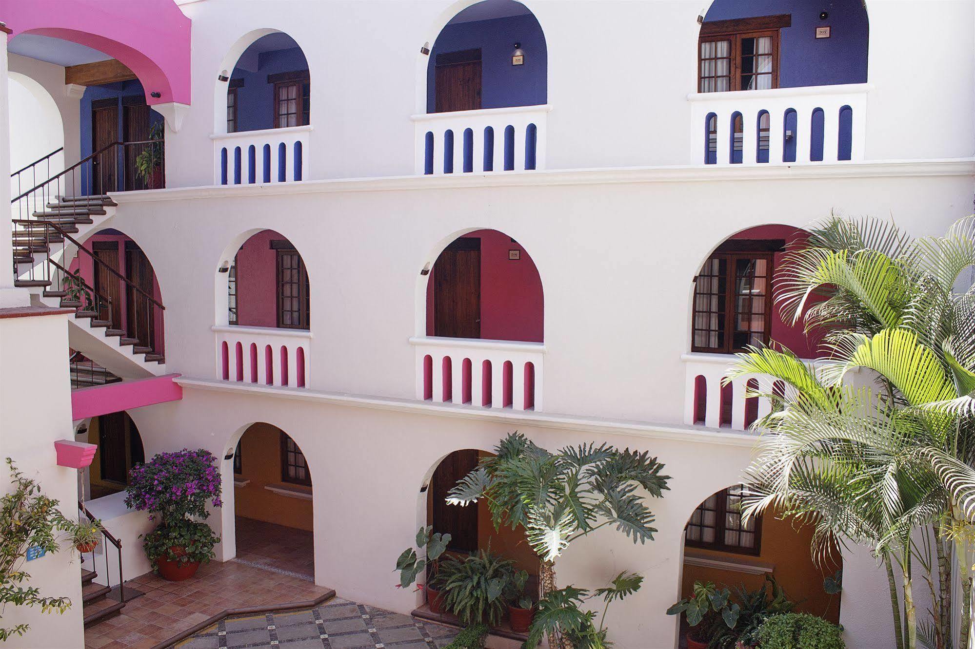 Hotel Trebol Oaxaca Exterior photo